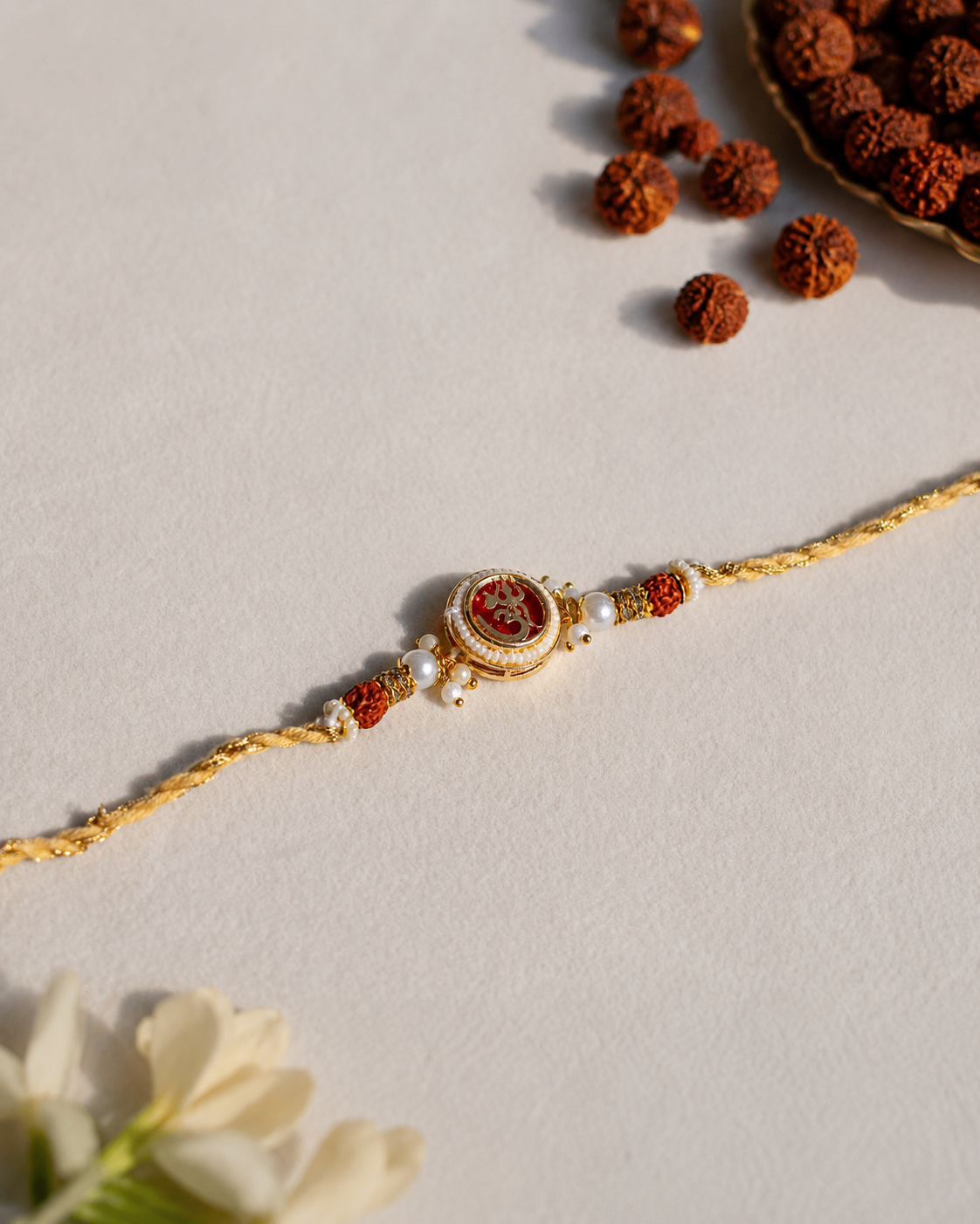 Aum Rakhi